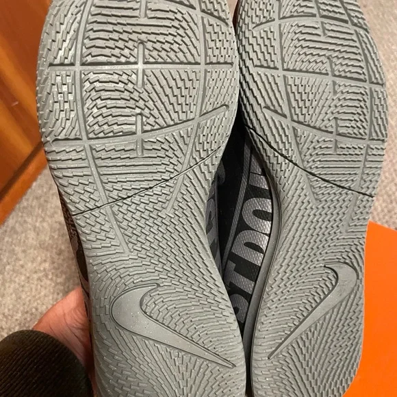 Nike Vapor 13 Club IC Men's Black Futsal Shoes - Picture 7 of 8